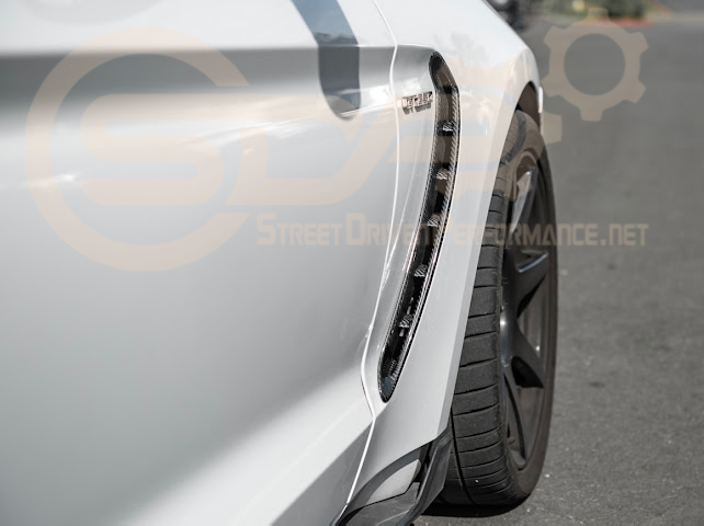 2015-20 FORD MUSTANG | CARBON FIBER FRONT SIDE FENDER VENT COVER
